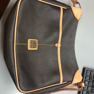 Brand new without tags Dooney and Bourke crossbody